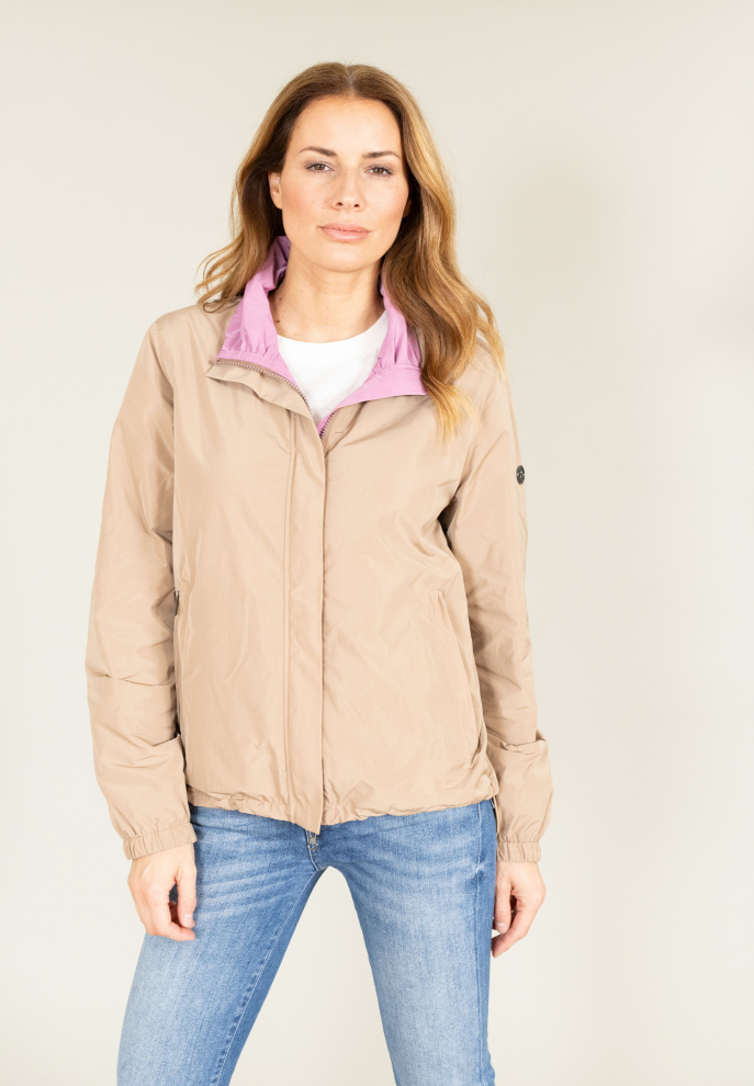 Wendejacke mit Raffkragen Shape-Memory